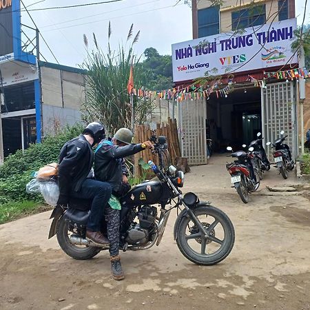 Yolo Ha Giang Adventures, Motorbike And Loop Tours Hotel Eksteriør billede