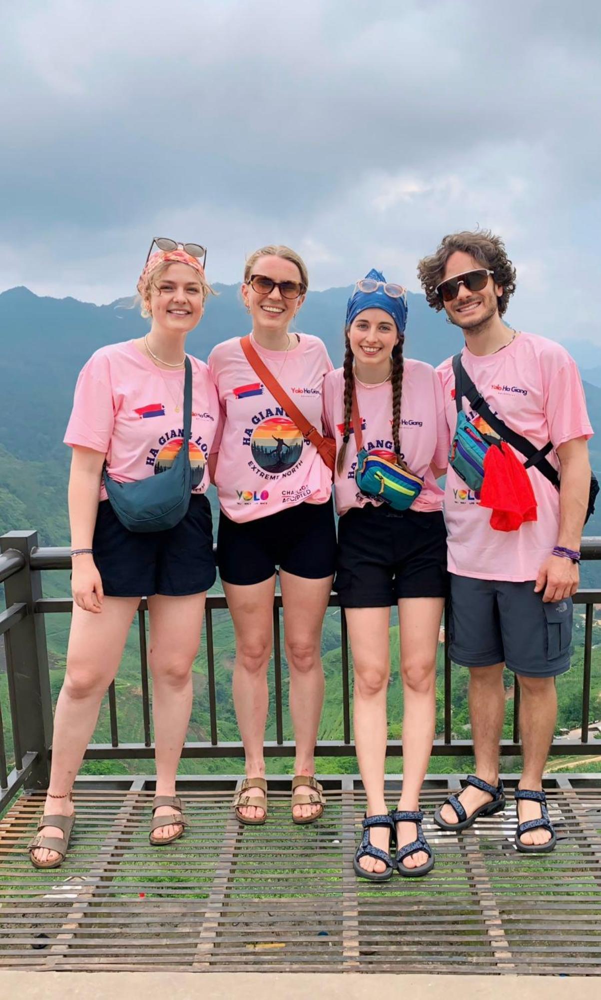 Yolo Ha Giang Adventures, Motorbike And Loop Tours Hotel Eksteriør billede