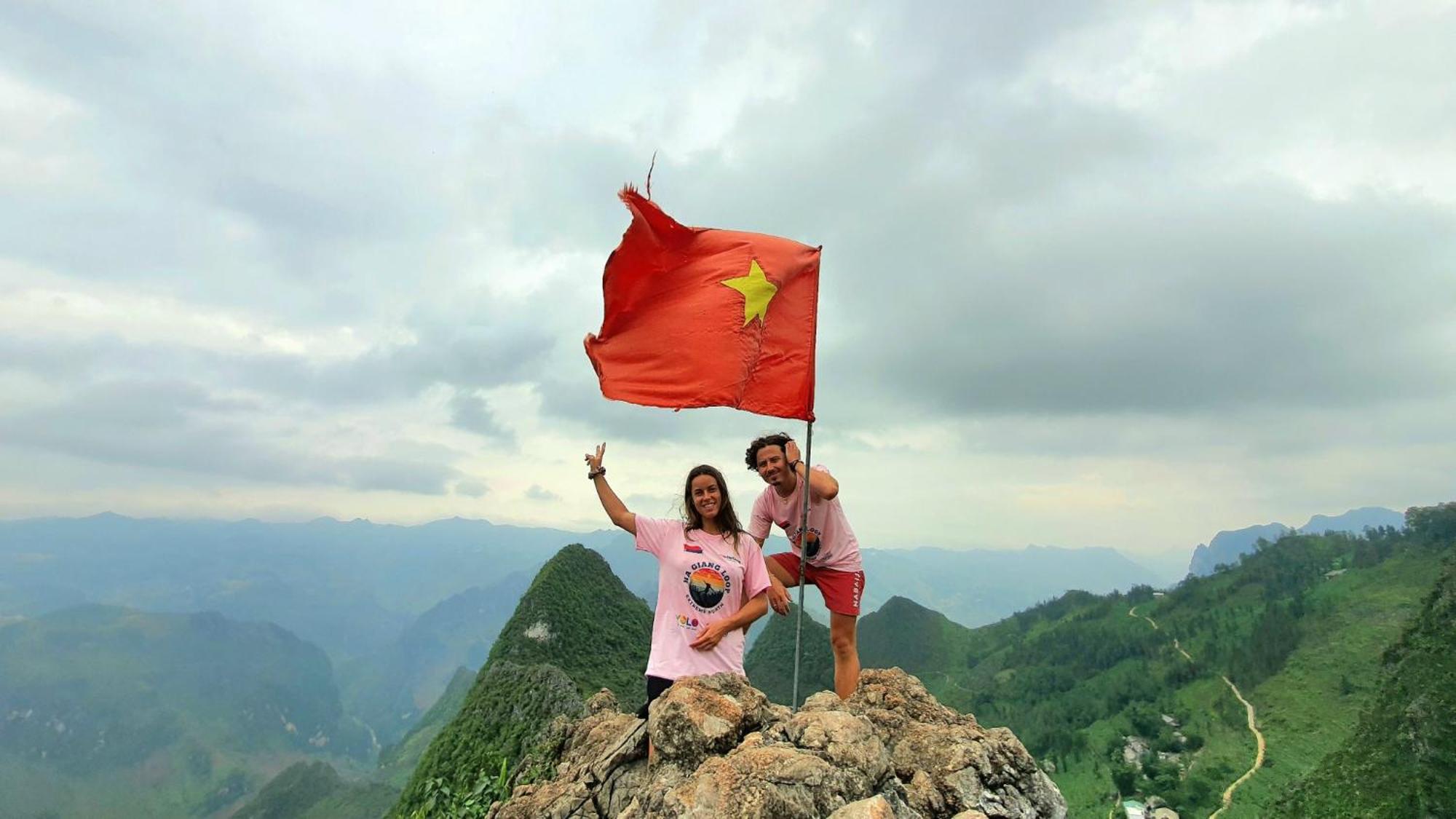 Yolo Ha Giang Adventures, Motorbike And Loop Tours Hotel Eksteriør billede