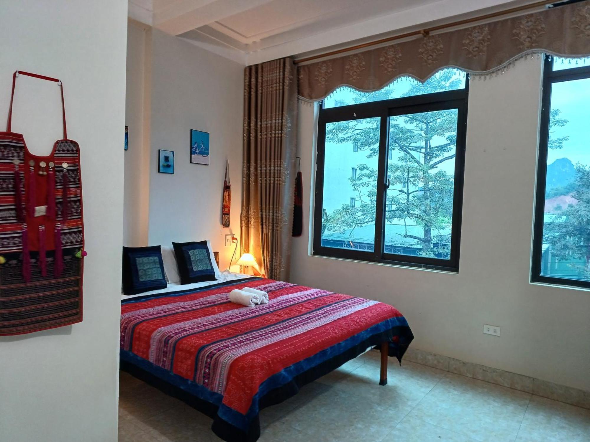 Yolo Ha Giang Adventures, Motorbike And Loop Tours Hotel Eksteriør billede